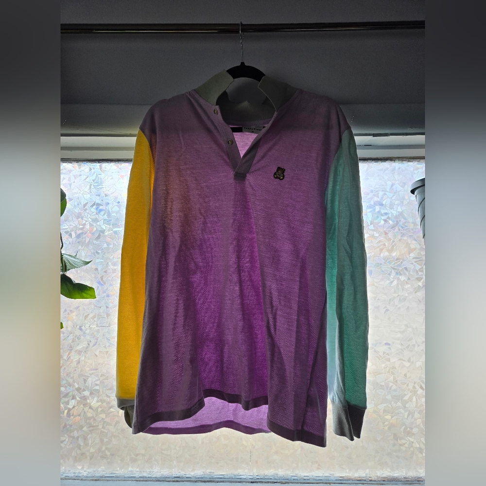 Colorblock Longsleeve - Picture 2 of 5